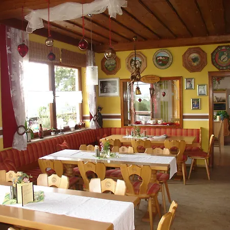 Waldesruh Szálloda 3*
